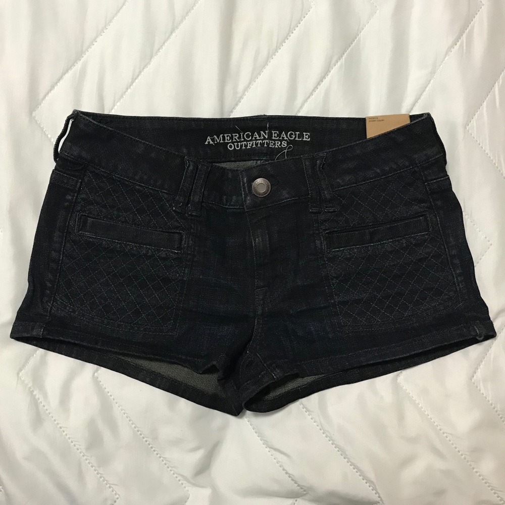 Ladies American Eagle Shorts